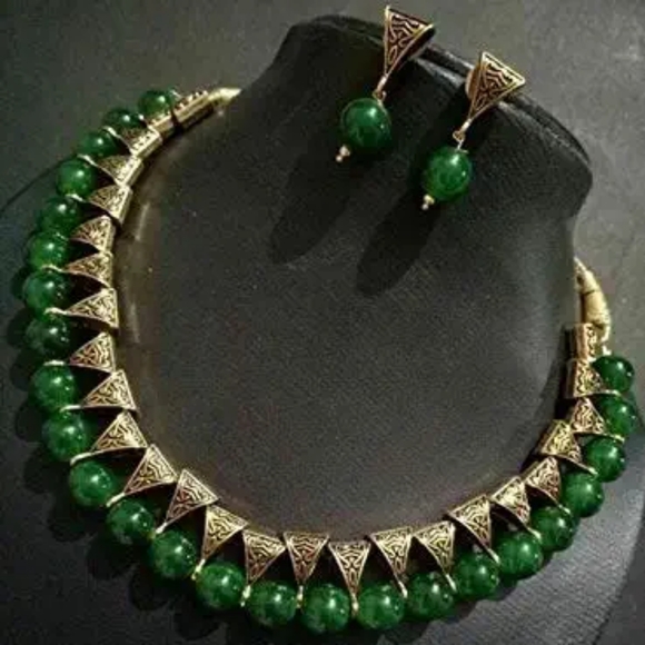 Necklace - Picture 4 of 5